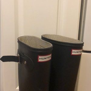 Black matte, tall Hunter rain boots